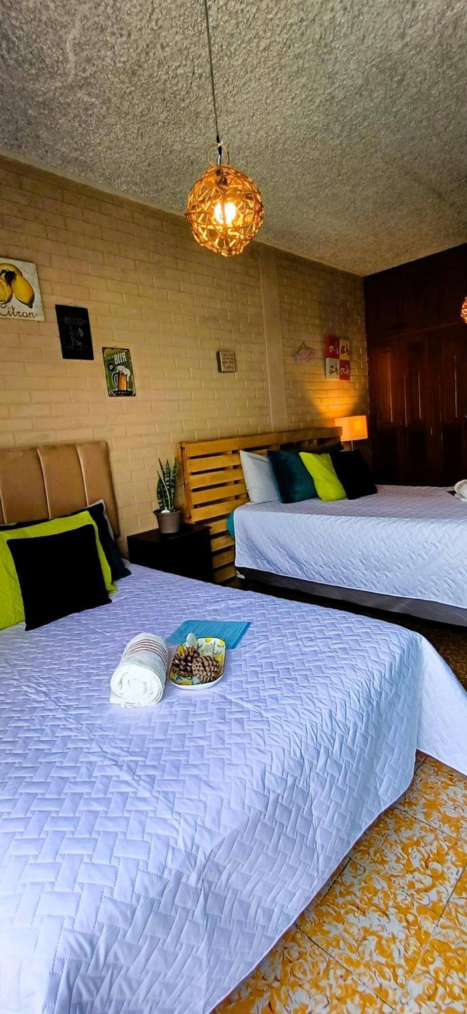 Hostal De Lucca Guatemala City Kültér fotó